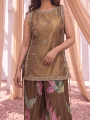 Gulrukh – The Gilded Bloom