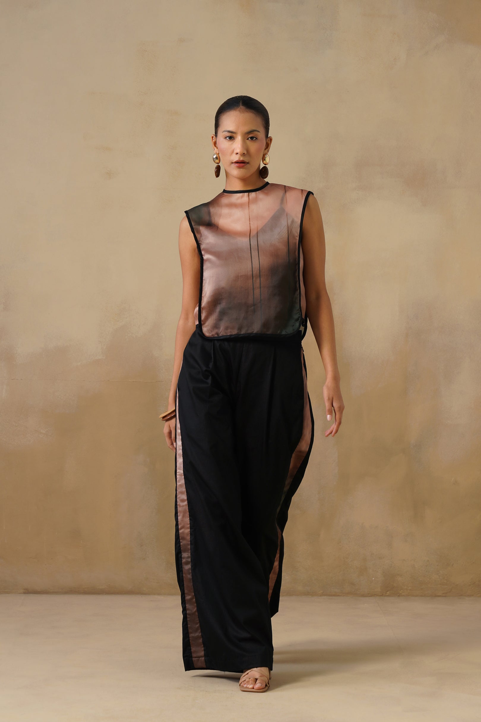 Veil Top