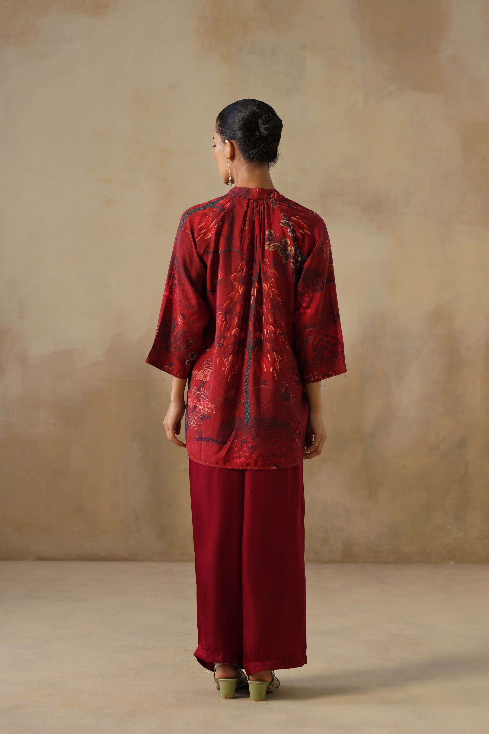 The crimson Pants