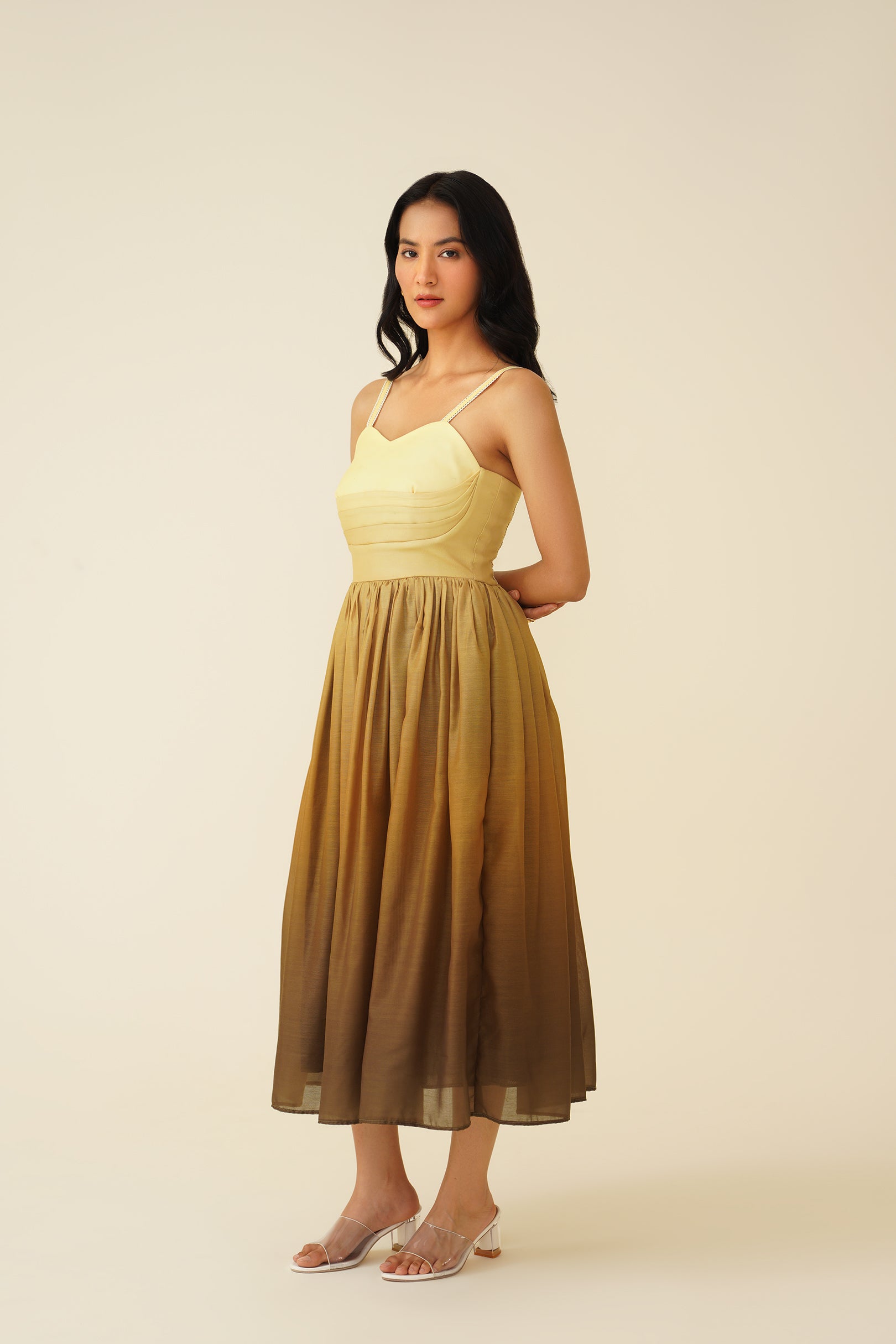Midi Dresses for Women Elegant & Easy | IERA India Midi Dresses for Women Elegant & Easy | IERA India