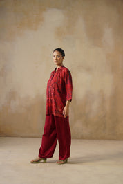 The crimson Pants